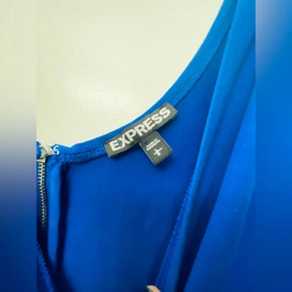 Express dress - Picture 5 of 5
